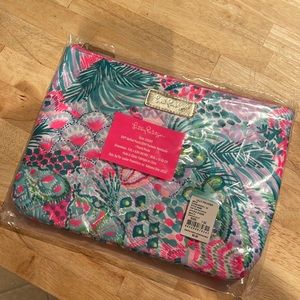 Lilly Pulitzer quilted pouch